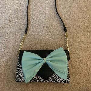 Betsy Johnson crossbody wallet